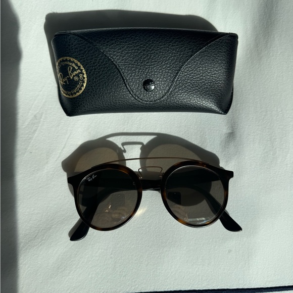 NWOT Ray-Ban Gatsby Sunglasses (RB 4256) in Brown Tortoiseshell - Picture 2 of 9